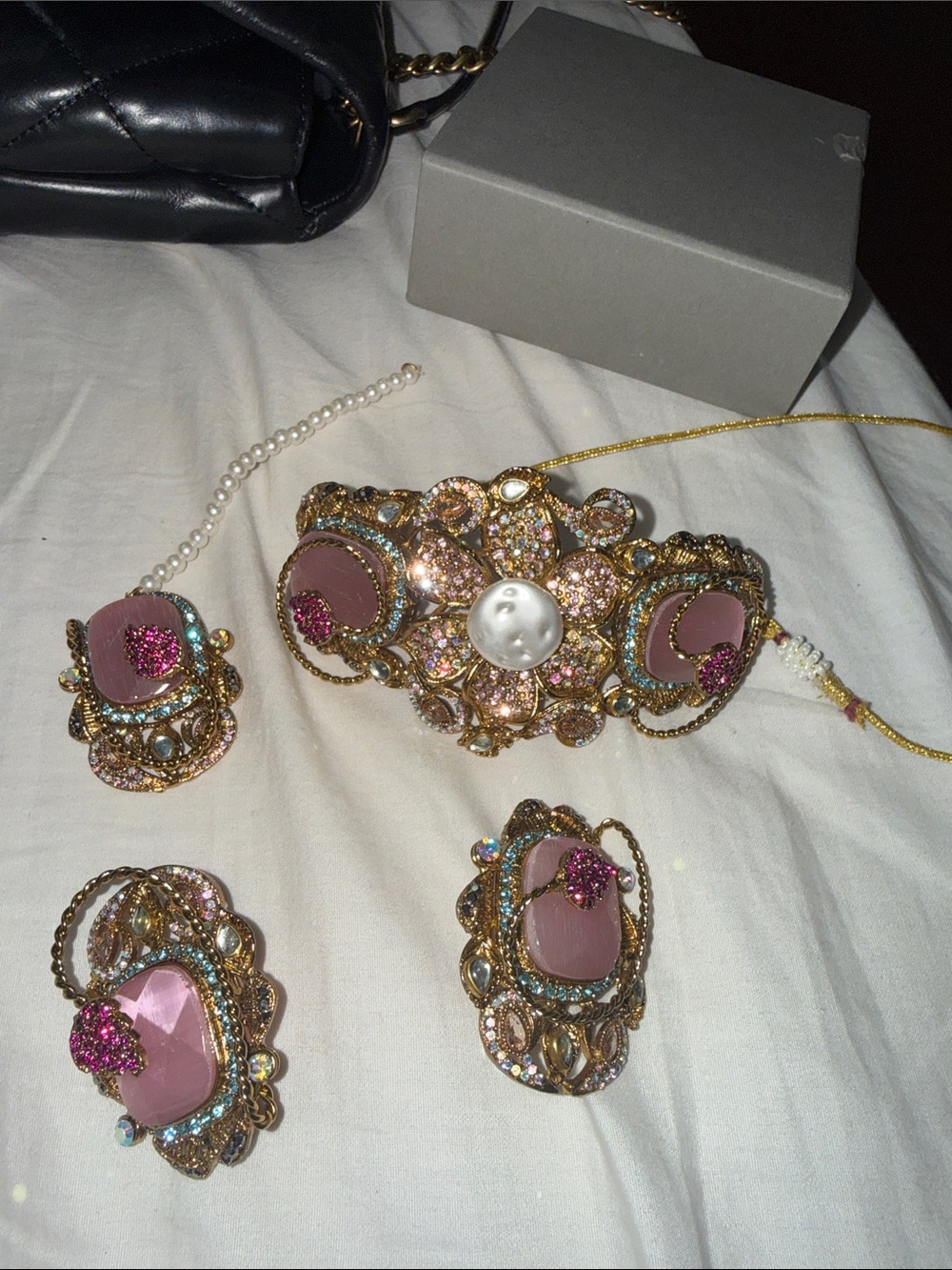 Jewelry - Picture 2 of 4